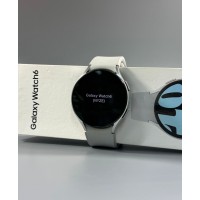 б/у Samsung Galaxy Watch 6 44mm Silver (RFAW804NYZE)