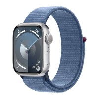 Apple Watch SE 2, 40 мм, корпус из алюминия цвета "Серебро", ремешок Sport цвета «Голубой».